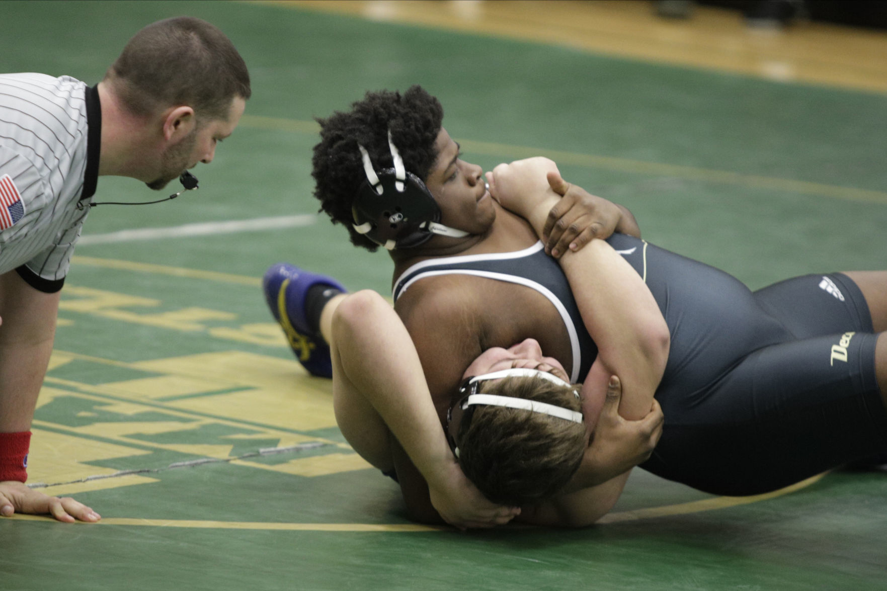 GALERY-2A-wrestling-regional-035-020920.JPG